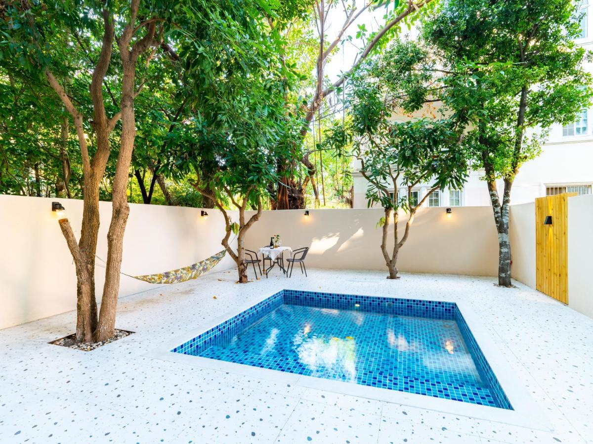 Beihai Silver Beach Yintai Time Seaview Villa Hotel Exterior photo