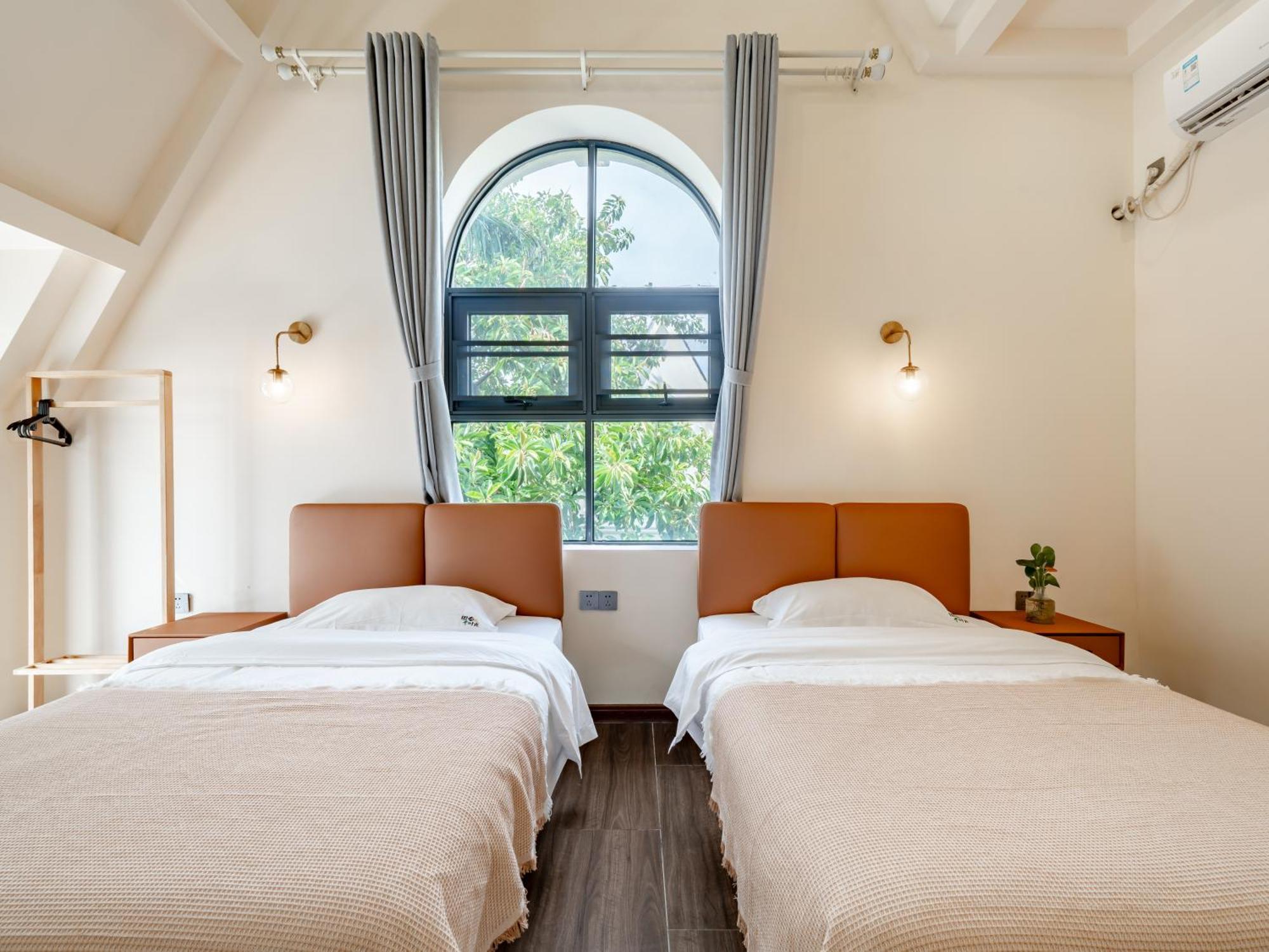Beihai Silver Beach Yintai Time Seaview Villa Hotel Exterior photo